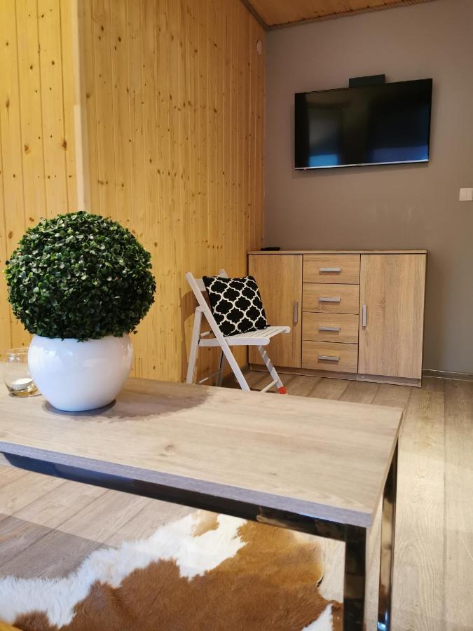 Osrodek Volfcamp Kwaszenina Apartment Arłamów Екстериор снимка